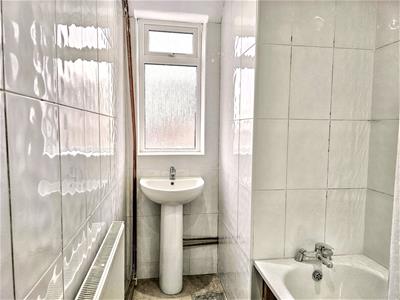 Property image 8 of home to buy in London Road, Shenley